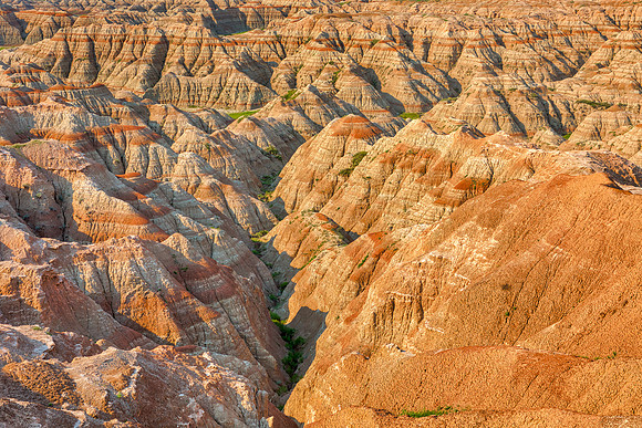 Splendid Layers: Bands of color is the Badlands National Park