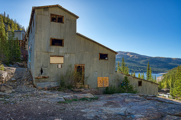 39.5 MB, 8554 x 5682: Abandoned Mine Building